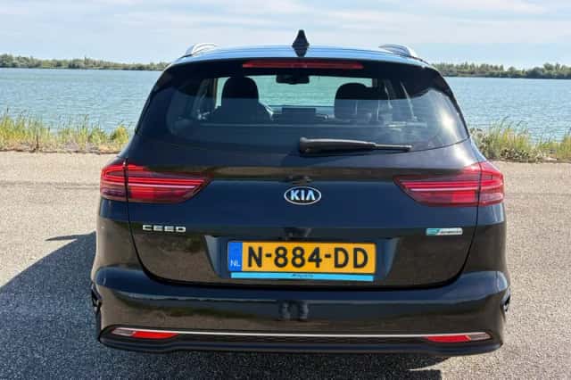 Kia Ceed Sportswagon (2021) thumbnail 6