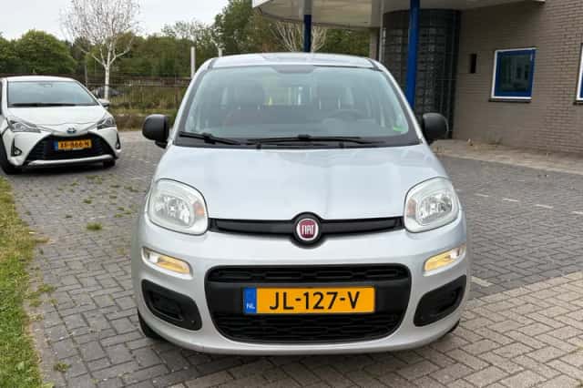 Fiat Panda (2016) thumbnail 3