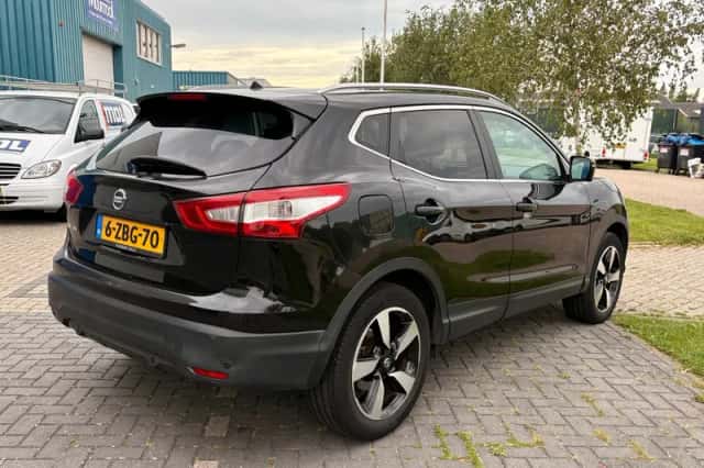 Nissan Qashqai (2014) thumbnail 5