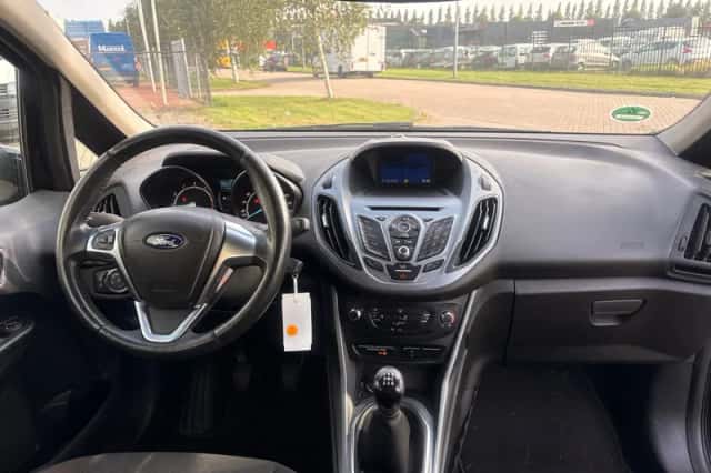 Ford B-Max (2016) thumbnail 2
