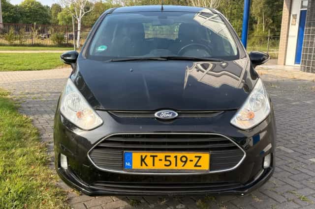 Ford B-Max (2016) thumbnail 3