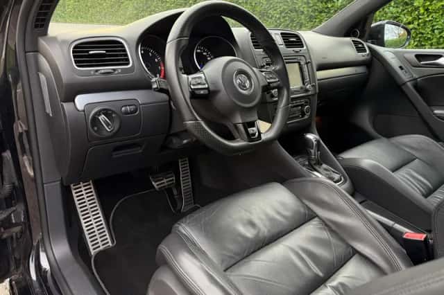 Volkswagen Golf (2011) thumbnail 4