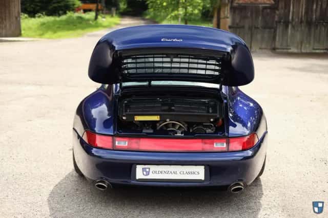 Porsche 911 (1995) thumbnail 2