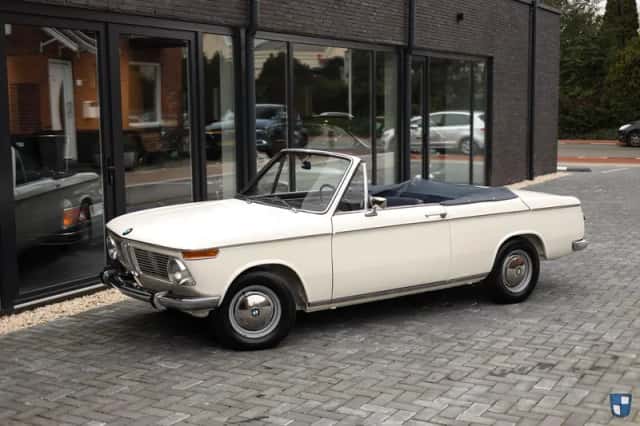 BMW 1600 (1970) thumbnail 1