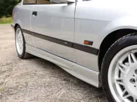 BMW M3 (1993) thumbnail 24