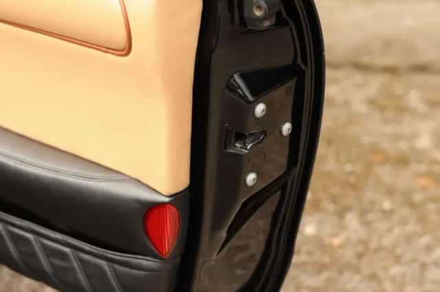 Maserati 3200 (2001) thumbnail 3