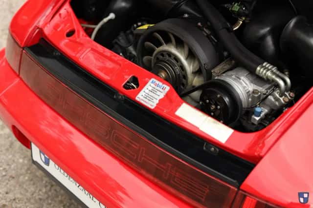 Porsche 911 (1991) thumbnail 4