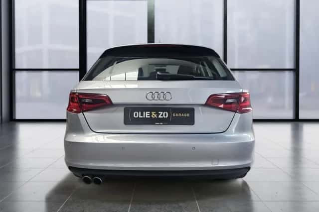 Audi A3 (2015) thumbnail 5