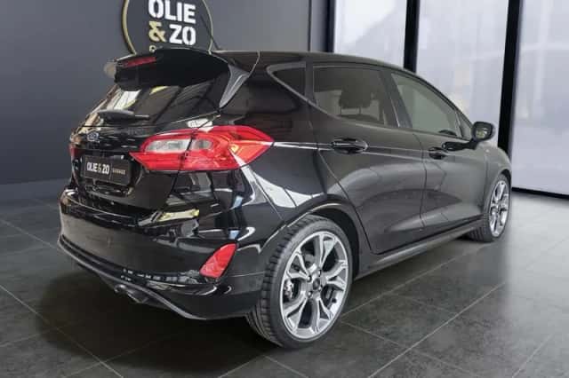 Ford Fiesta (2018) thumbnail 4