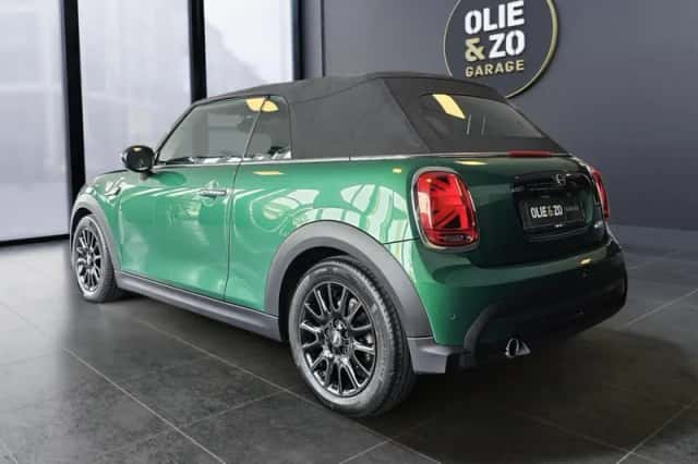 MINI Cooper (2023) thumbnail 6