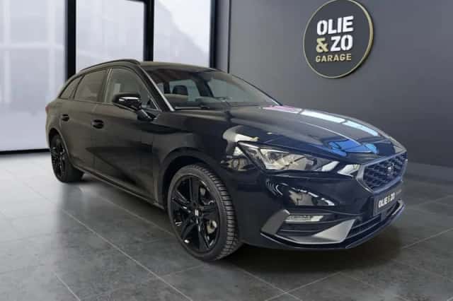 SEAT Leon (2025) thumbnail 2