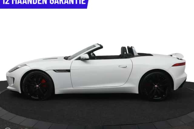 Jaguar F-Type (2014) thumbnail 4