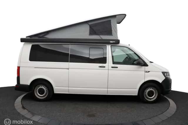 Volkswagen Transporter (2016) thumbnail 5