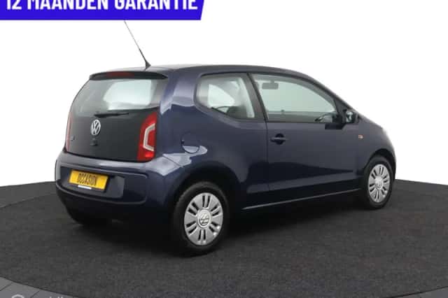 Volkswagen Up! (2012) thumbnail 5