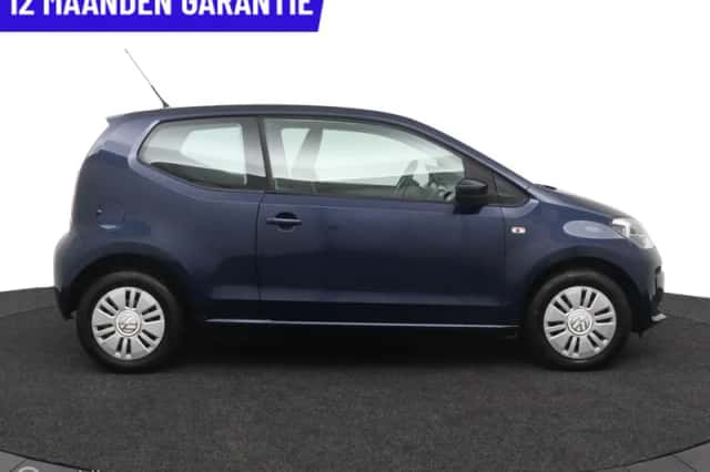 Volkswagen Up! (2012) thumbnail 6