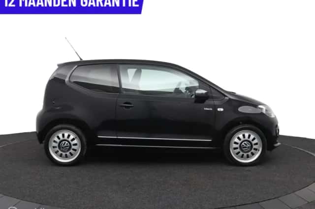 Volkswagen Up! (2012) thumbnail 6