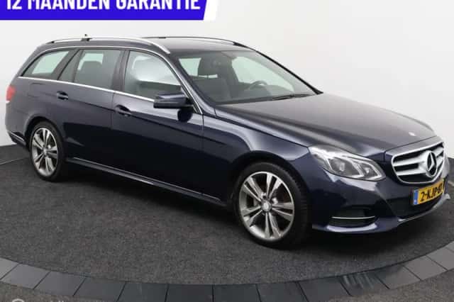 Mercedes-Benz E-Klasse (2013) thumbnail 3