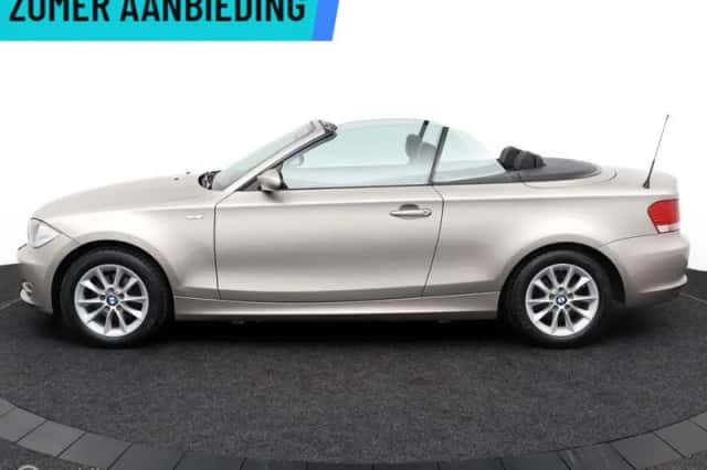 BMW 1-Serie (2009) thumbnail 2
