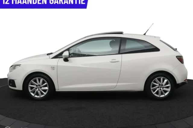 SEAT Ibiza (2012) thumbnail 2