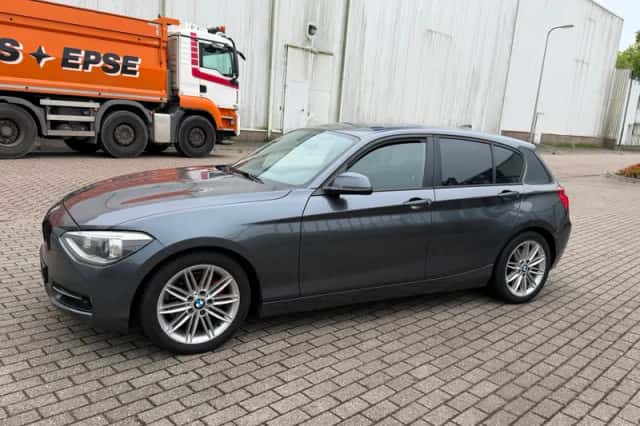 BMW 1-Serie (2012) thumbnail 4