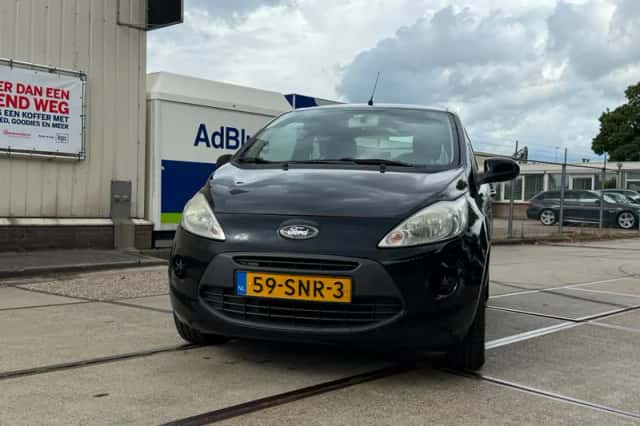 Ford Ka (2011) thumbnail 1