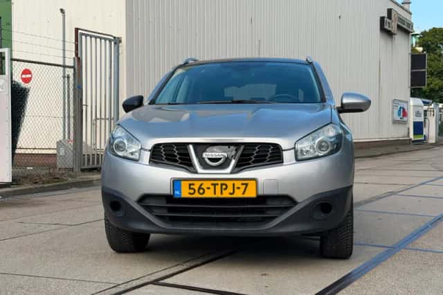 Nissan Qashqai (2012) thumbnail 2