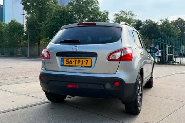 Nissan Qashqai (2012) thumbnail 6