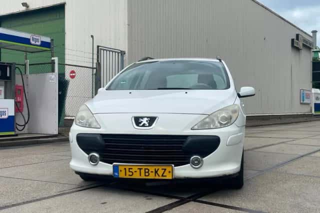 Peugeot 307 Break (2006) thumbnail 1