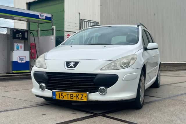 Peugeot 307 Break (2006) thumbnail 2