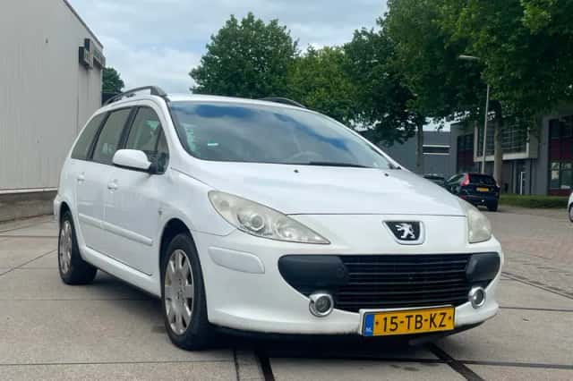 Peugeot 307 Break (2006) thumbnail 3