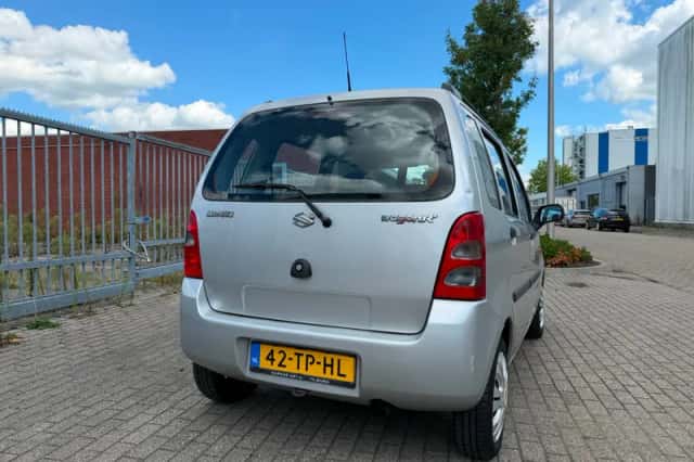 Suzuki Wagon R+ (2006) thumbnail 6