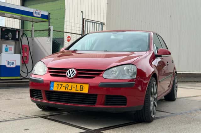 Volkswagen Golf (2005) thumbnail 1