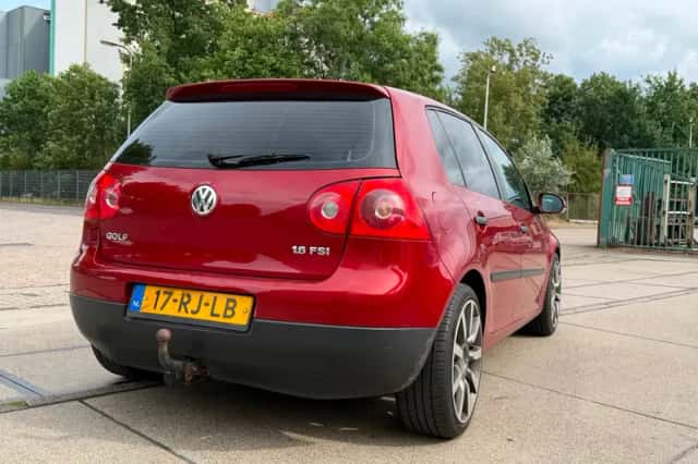 Volkswagen Golf (2005) thumbnail 6