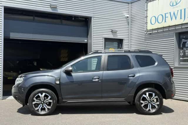 Dacia Duster (2024) thumbnail 4