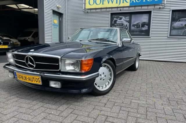 Mercedes-Benz SL-Klasse (1987) thumbnail 2