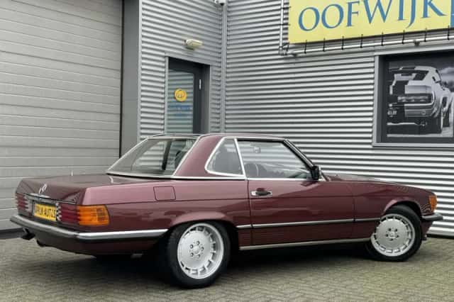 Mercedes-Benz SL-Klasse (1988) thumbnail 3