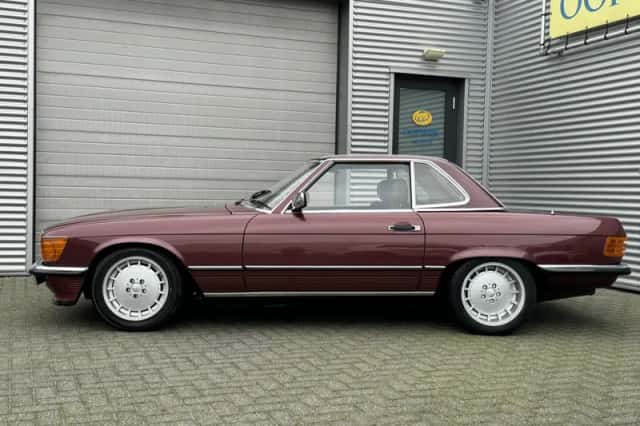 Mercedes-Benz SL-Klasse (1988) thumbnail 4
