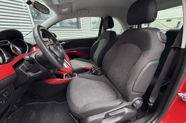 Opel Adam (2015) thumbnail 6