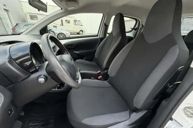 Peugeot 108 (2017) thumbnail 6