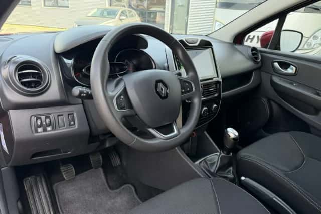 Renault Clio (2019) thumbnail 5