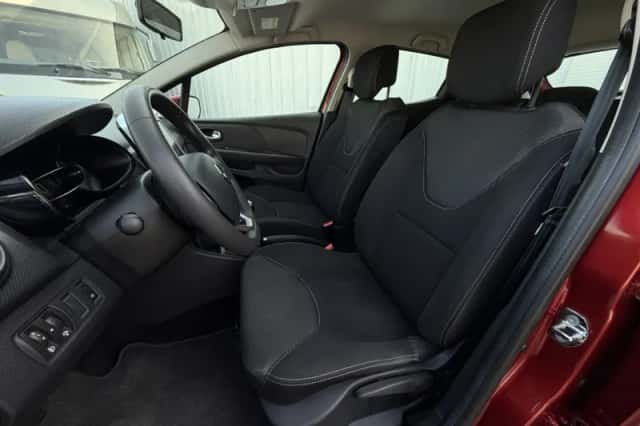 Renault Clio (2019) thumbnail 6