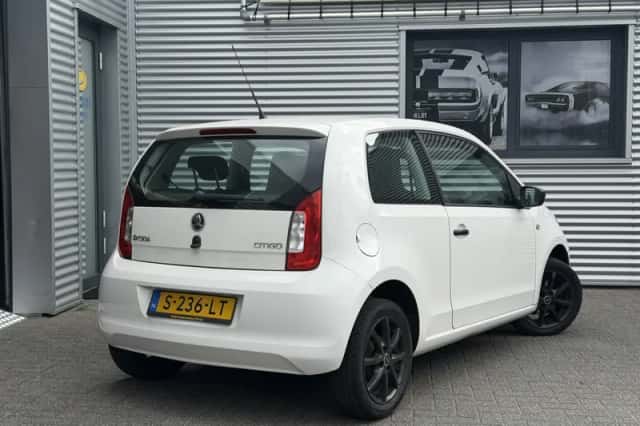 Škoda Citigo (2012) thumbnail 3