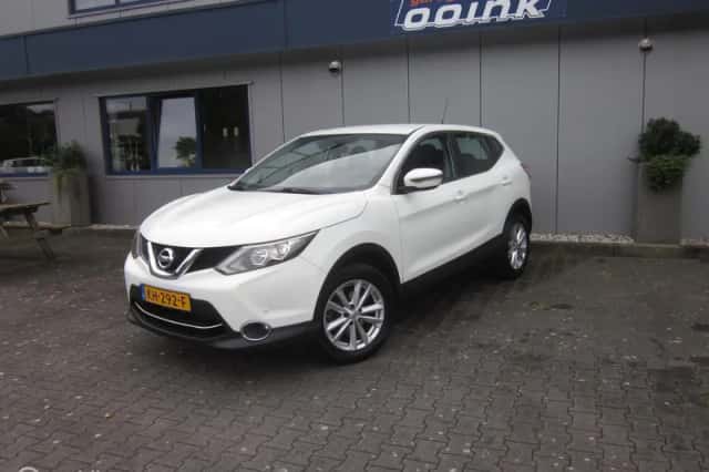 Nissan Qashqai (2016) thumbnail 1