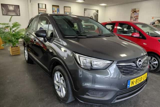 Opel Crossland X (2017) thumbnail 5