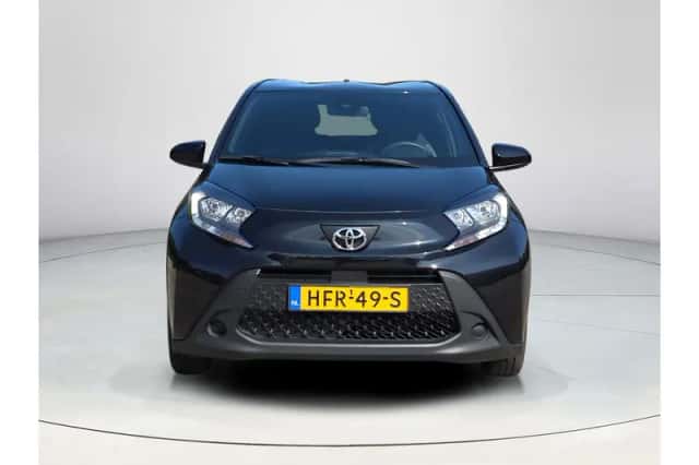 Toyota Aygo X (2025) thumbnail 1