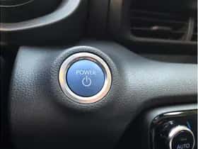 Toyota Yaris (2022) thumbnail 25