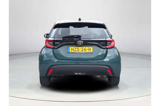 Toyota Yaris (2025) thumbnail 4