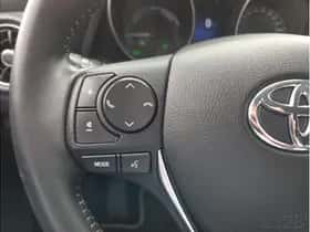 Toyota Auris (2018) thumbnail 14