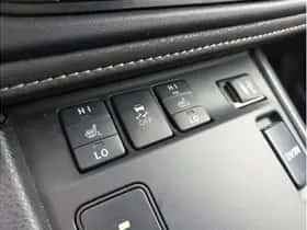 Toyota Auris (2018) thumbnail 22