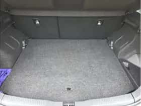 Toyota Auris (2018) thumbnail 31